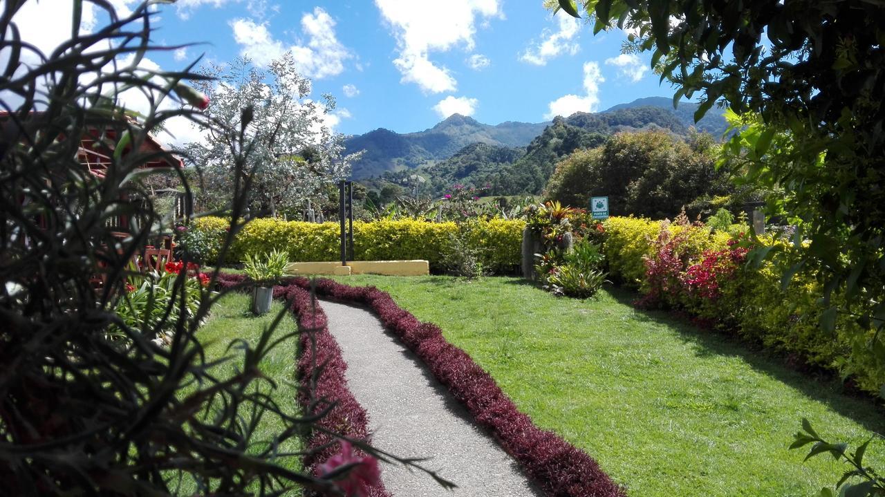 Bed and Breakfast Coliving La Boira Jardín Zewnętrze zdjęcie